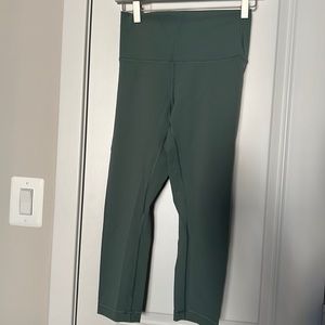 LULULEMON - WUNDER UNDER CROP (HIGH RISE) *FULL-ON LUXTREME 21”